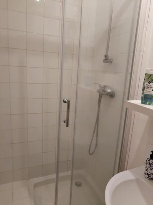 Studio Rue De La Sante باريس المظهر الخارجي الصورة