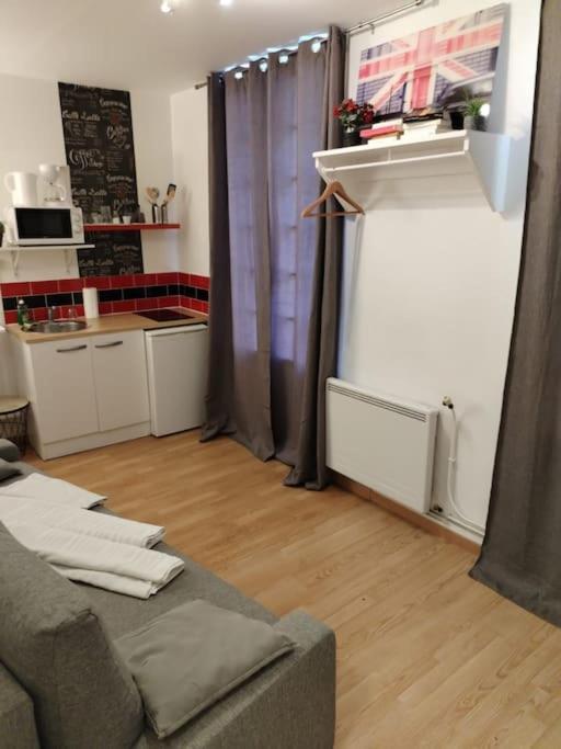 Studio Rue De La Sante باريس المظهر الخارجي الصورة